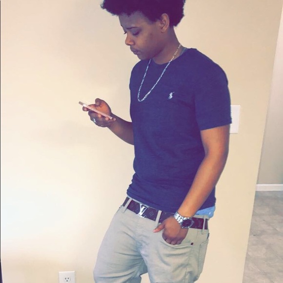 Monogram Louis Vuitton Belt - Picture 6 of 6